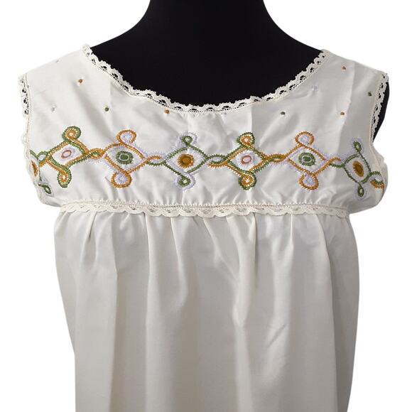 Vintage 1970s Komar Nightgown & House Coat Robe Set Embroidered Peignoir S/M - Picture 4 of 16